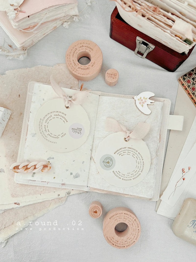NOVE a. Round 02 Rubber Stamp Foodie