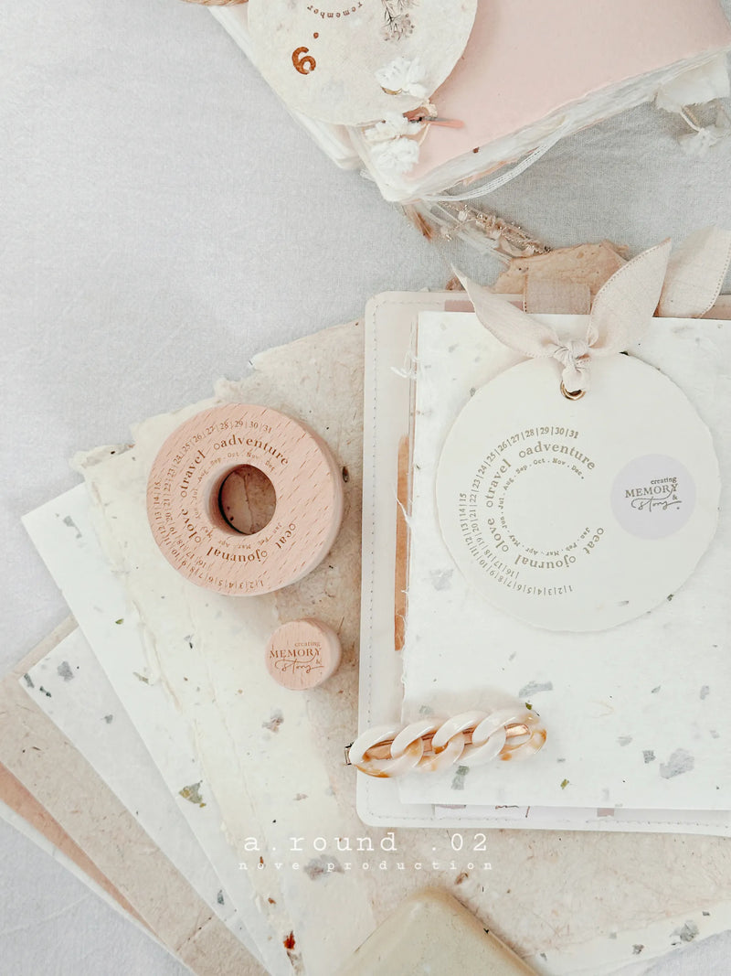 NOVE a. Round 02 Rubber Stamp Memory