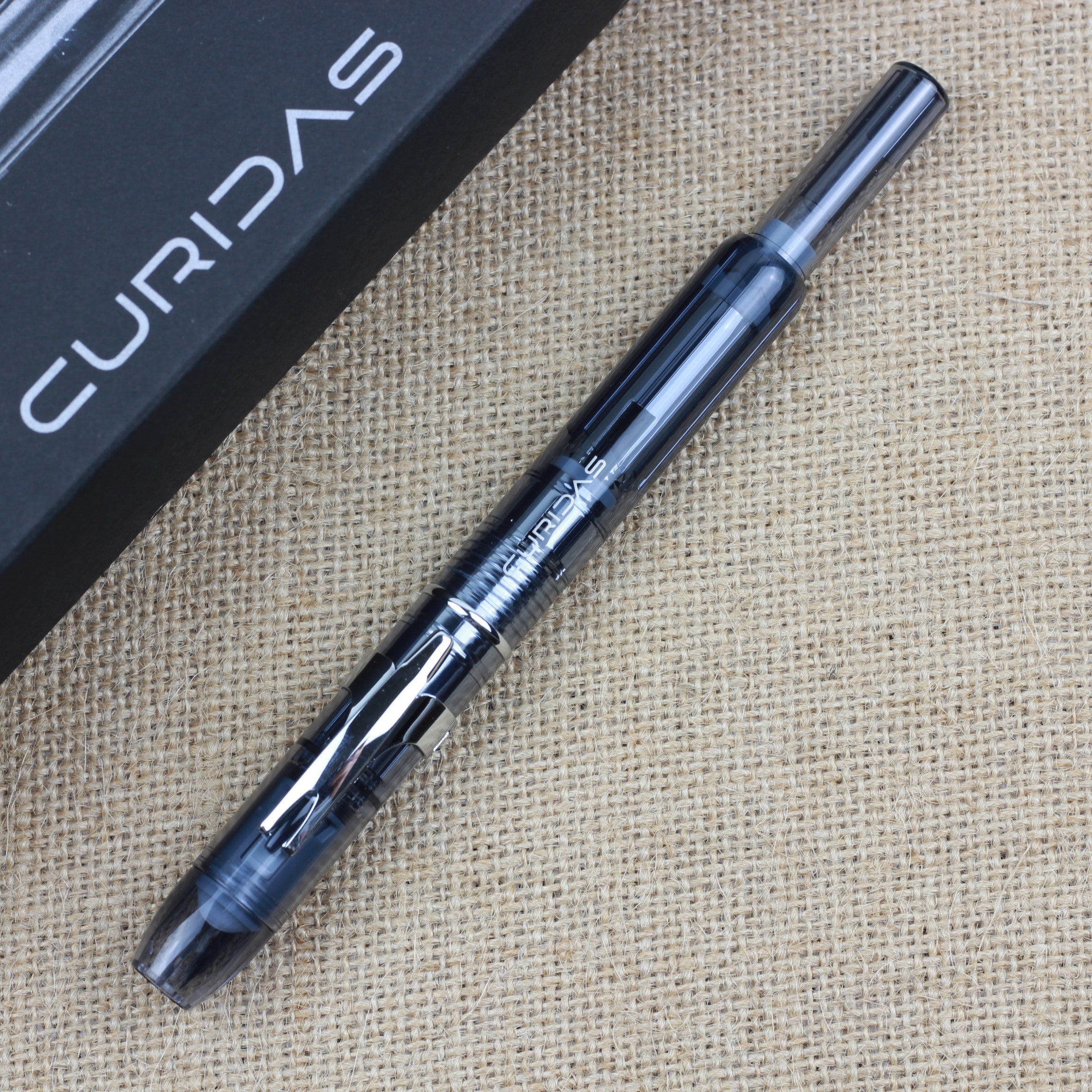 PLATINUM CURIDAS Fountain Pen + Gift Box : Graphite Smoke F