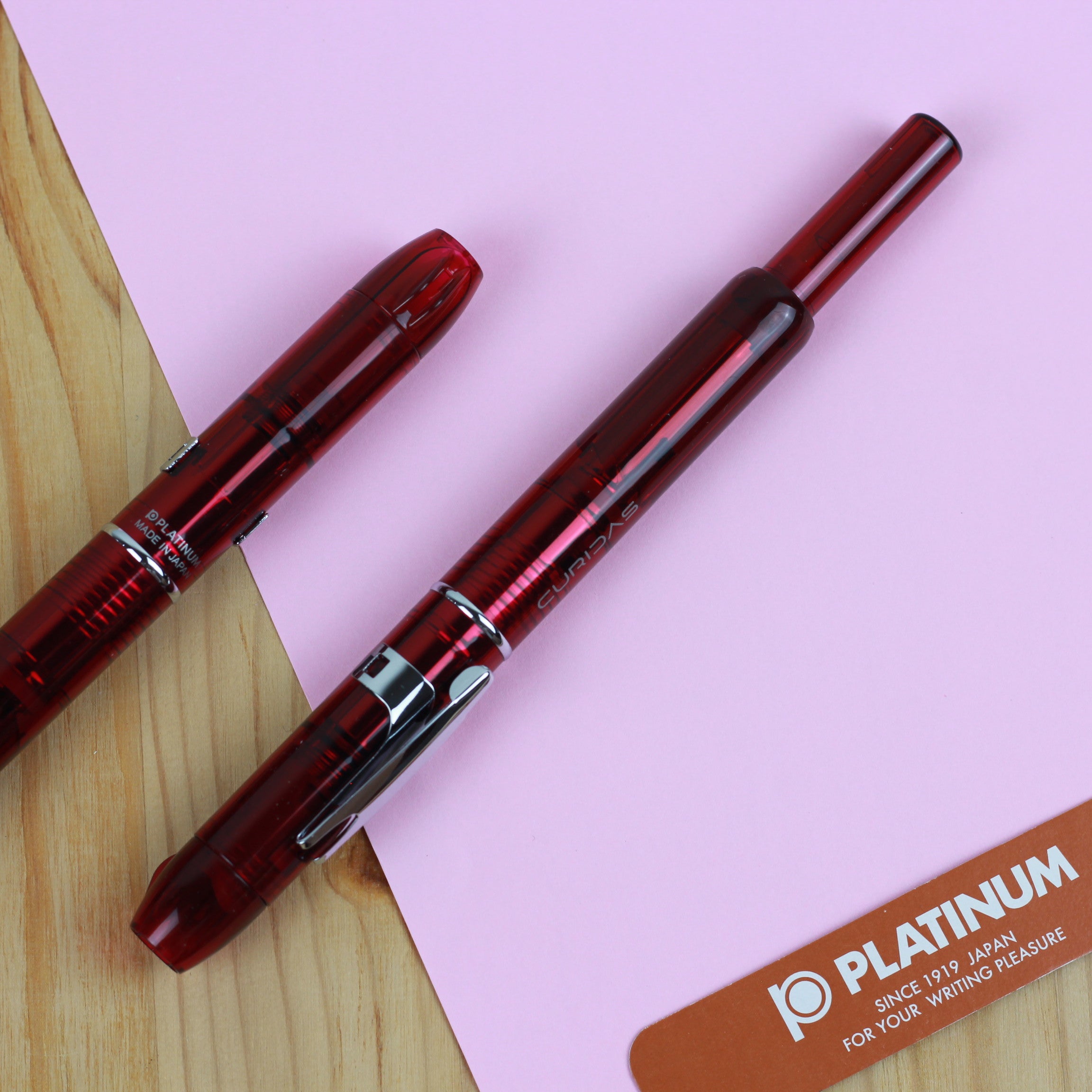 PLATINUM CURIDAS Fountain Pen + Gift Box : Gran Red M