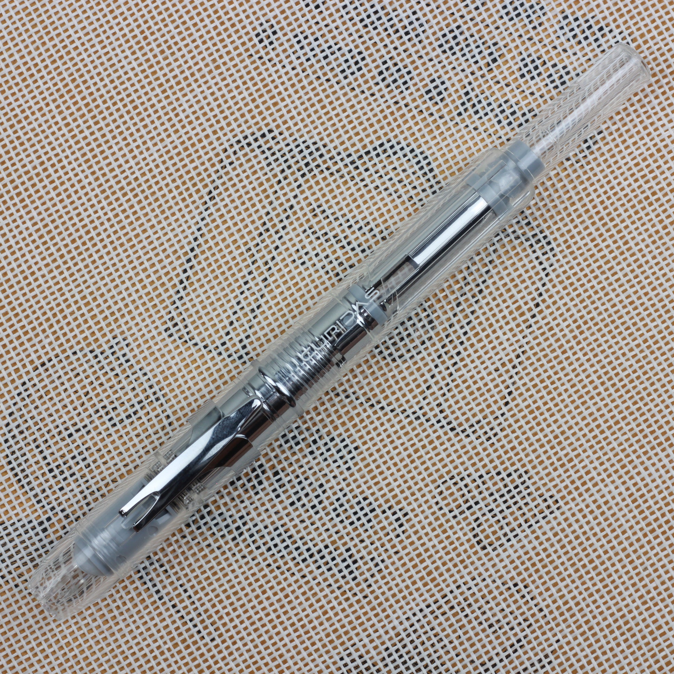 PLATINUM CURIDAS Fountain Pen + Gift Box : Prism Cyrstal M