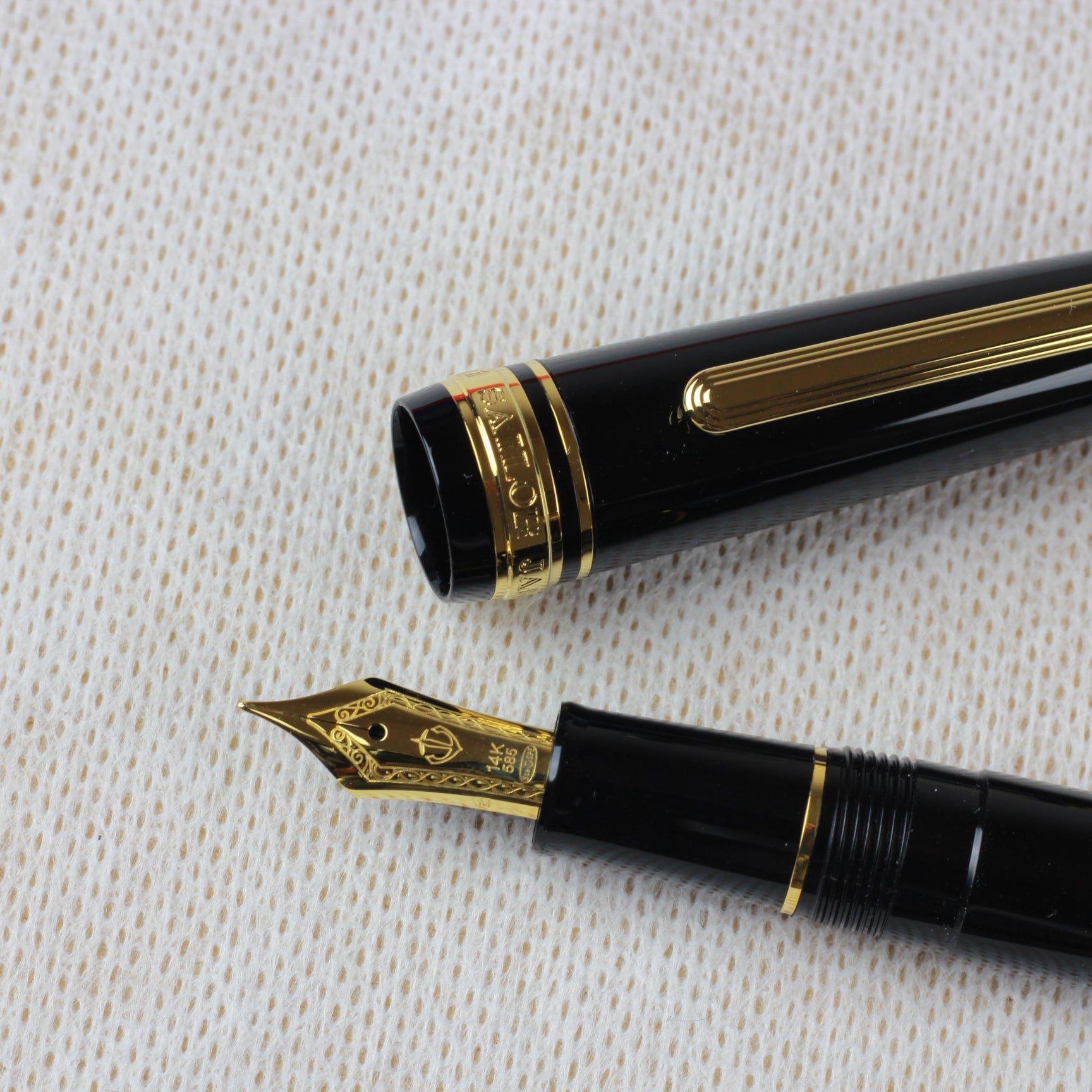 SAILOR 1911 Standard Black Fountain Pen GT 14K