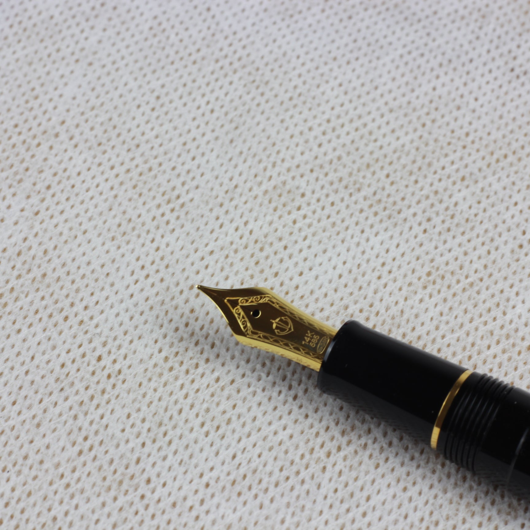 SAILOR 1911 Standard Black Fountain Pen GT 14K