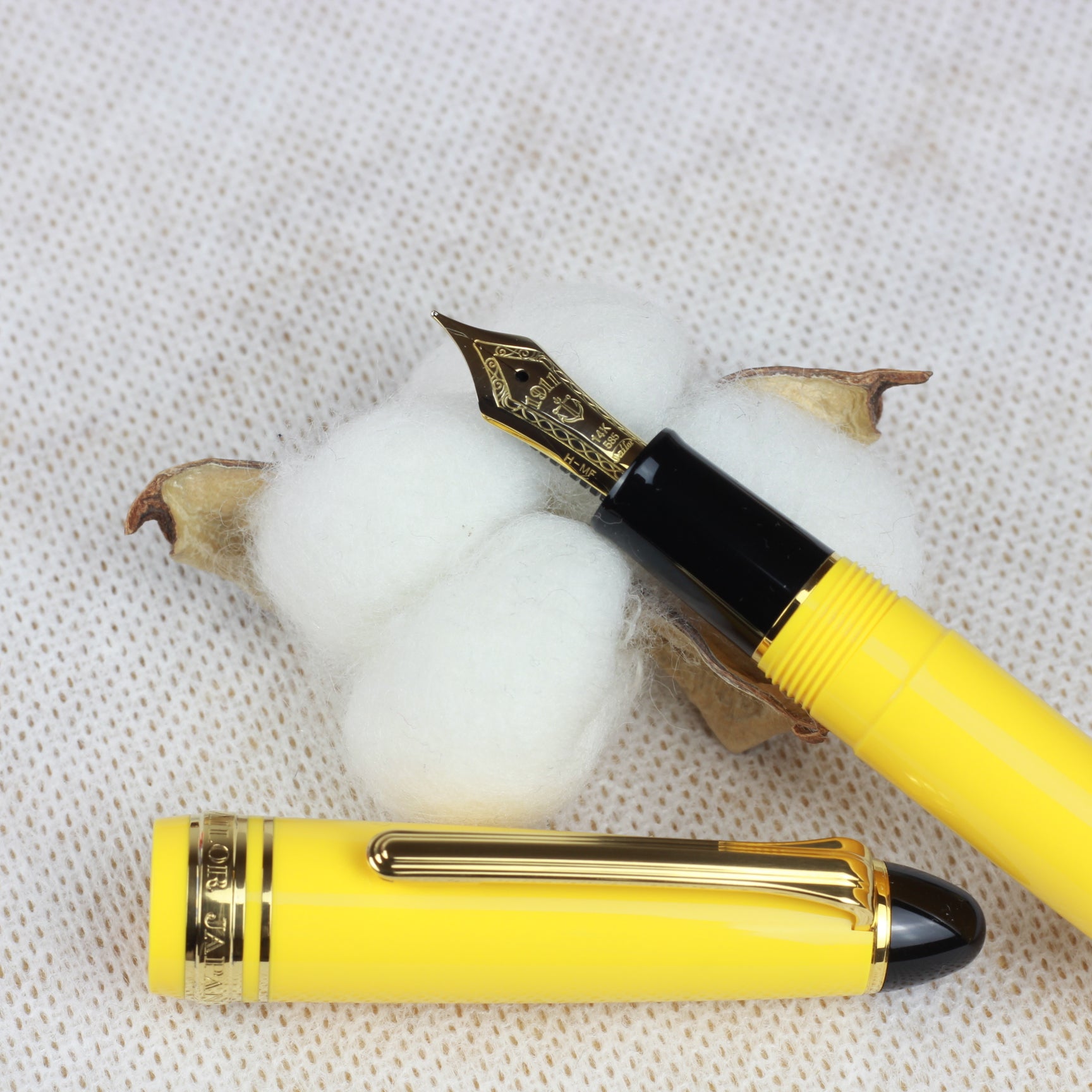 SAILOR 1911 Standard Yellow F.Pen GT 14K