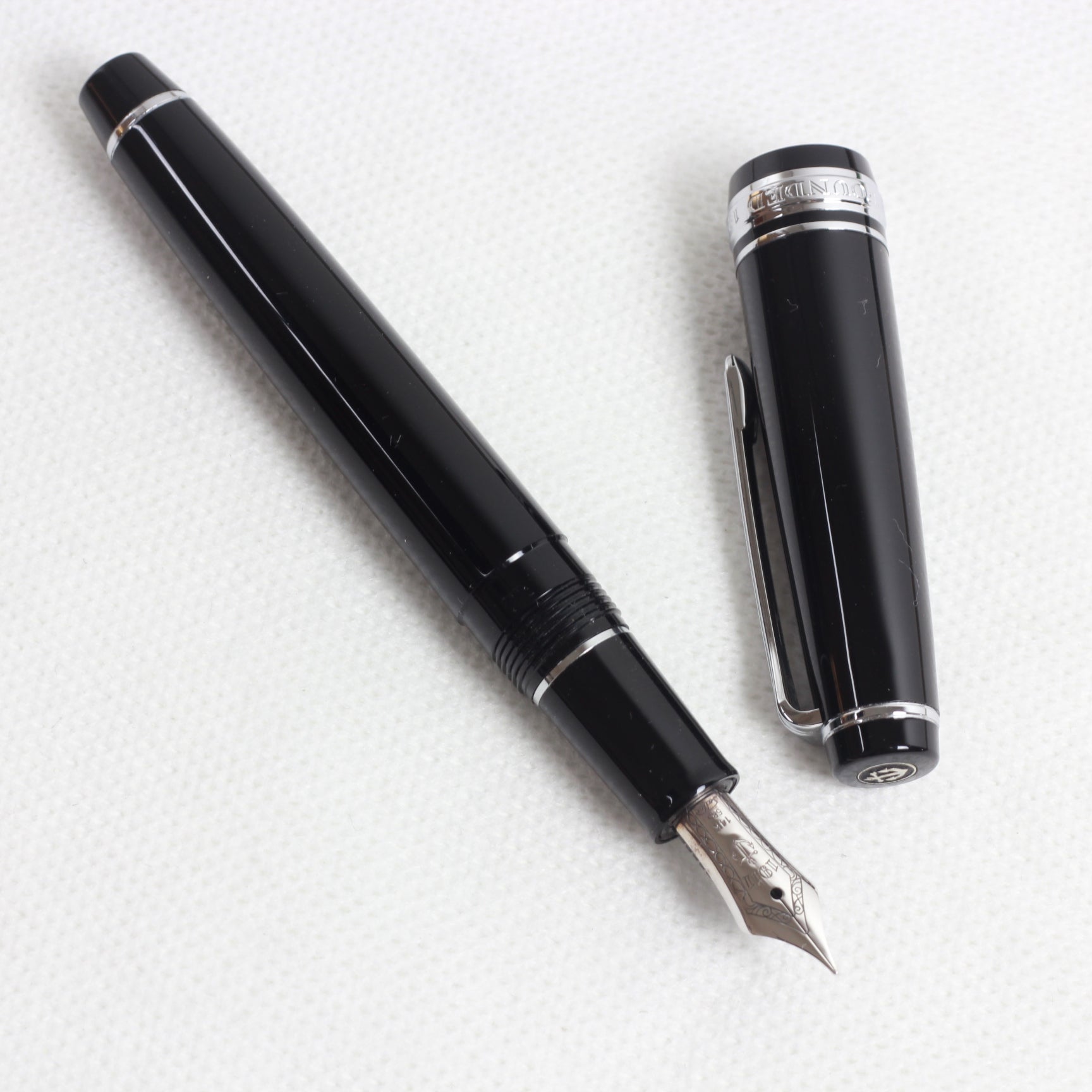 SAILOR Professional Gear Slim Black F.Pen RT 14K