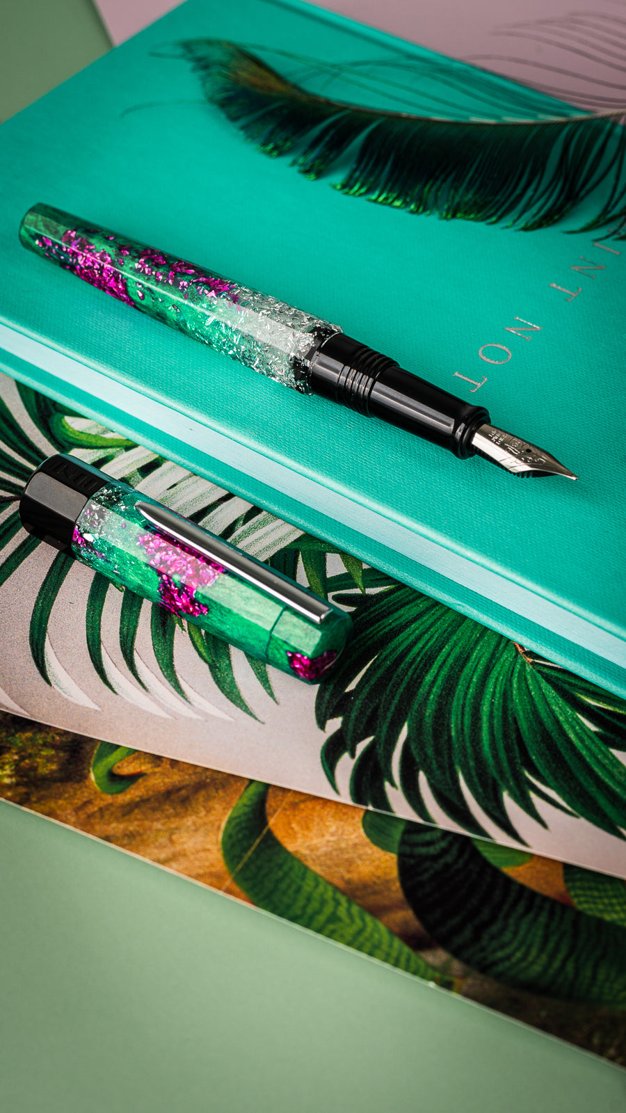 BENU Euphoria Fountain Pen Pink Guava