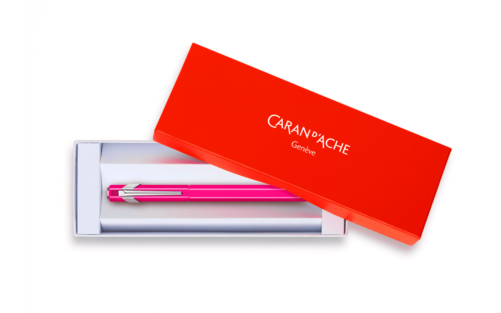 CARAN D'ACHE 849 Fountain Pen