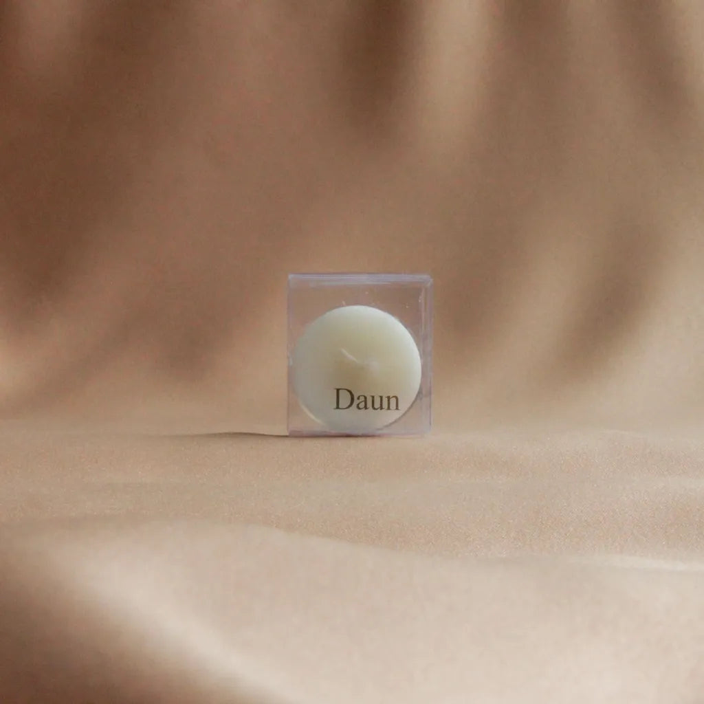 LIFE DESIGN STUDIO Cosy Candle Daun