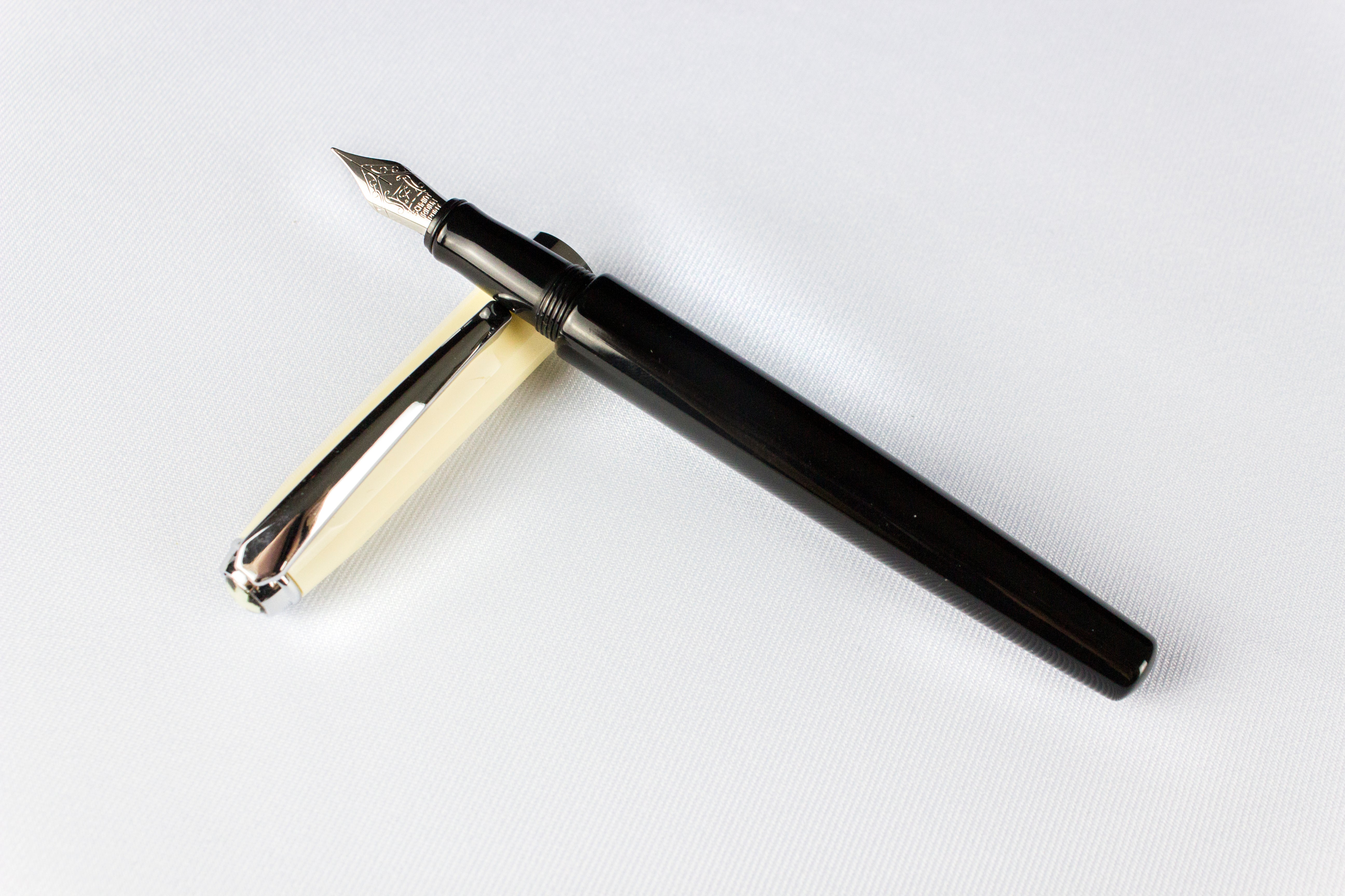 COOKIE Fountain Pen Black Body