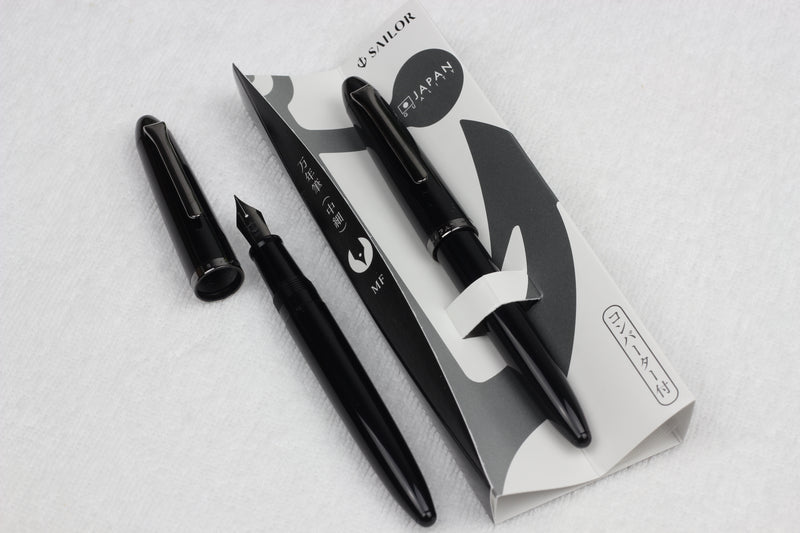 SAILOR 1911 Jr Kurogane Fountain Pen Black Trim