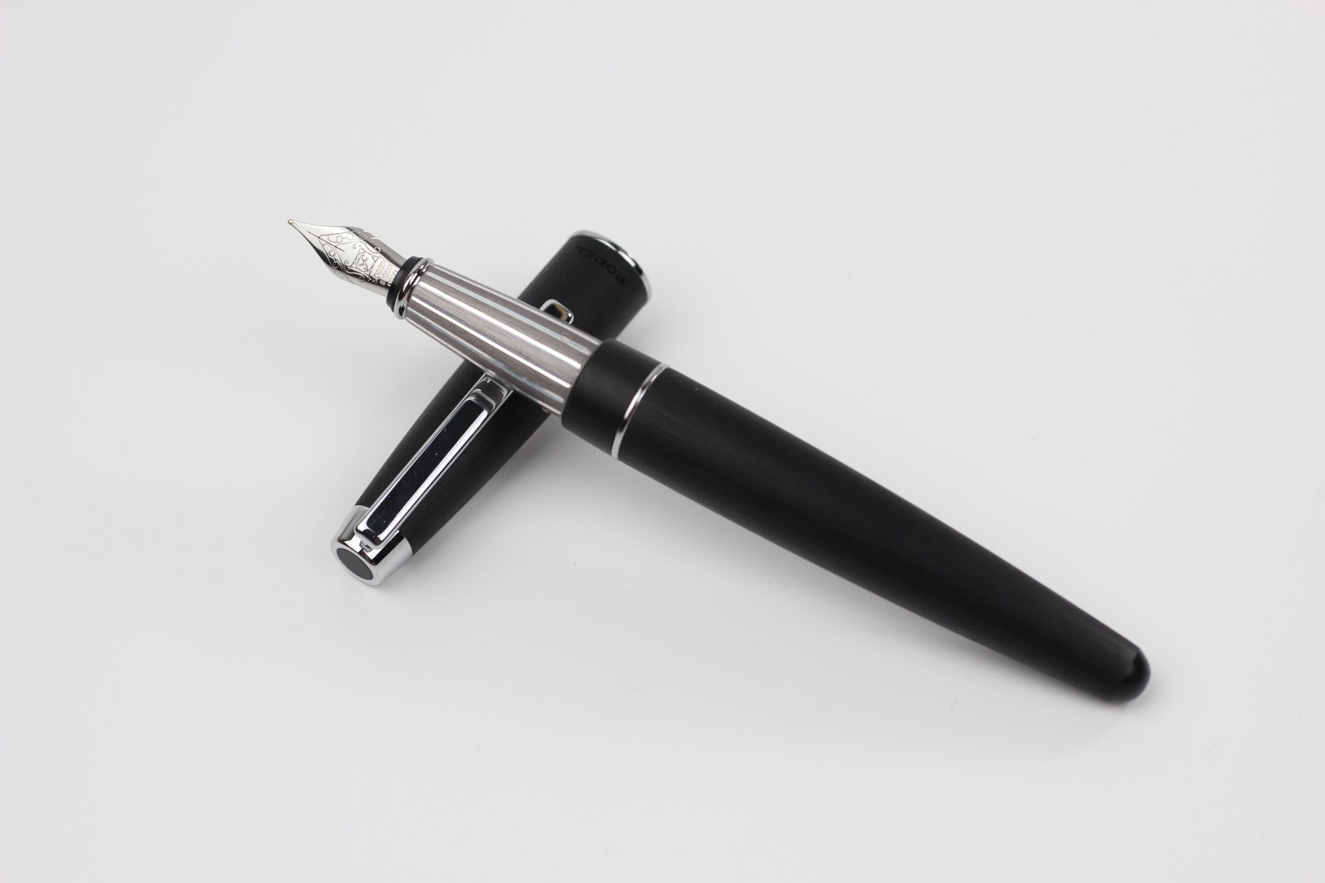 RODEL Ares Series Fountain Pen