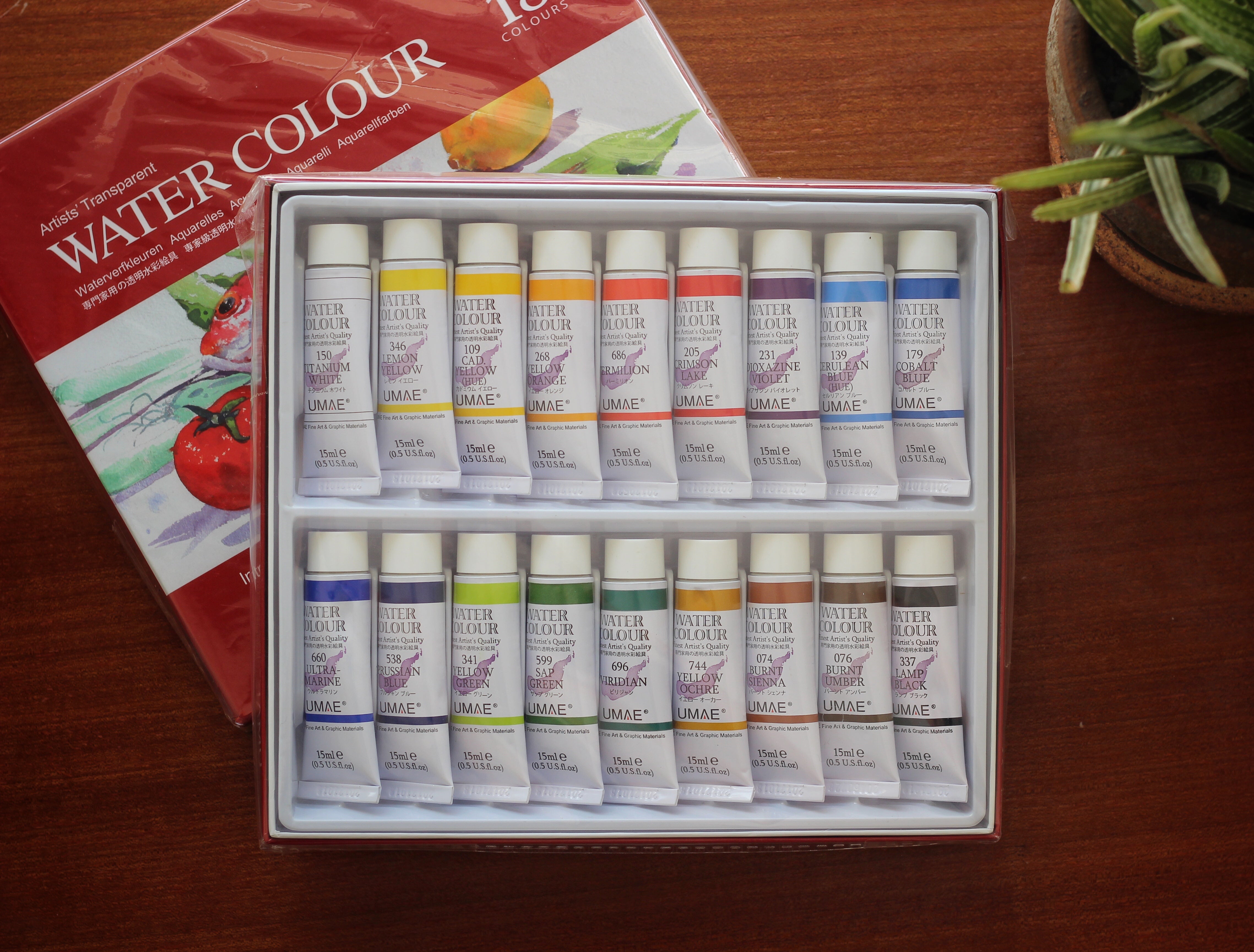 UMAE Artist Transparent Watercolor 18Colors Set