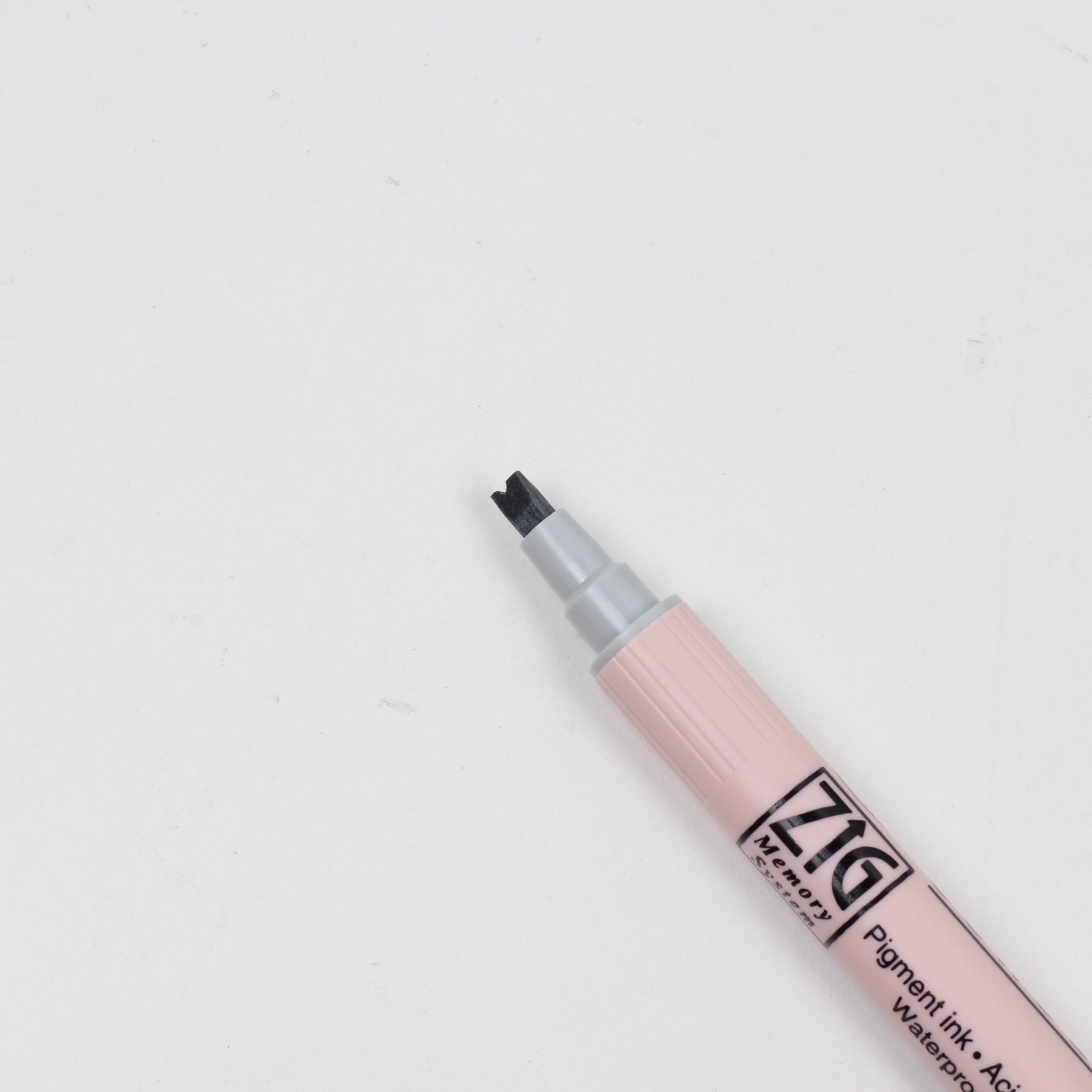 ZIG MEMORY SYSTEM Scroll & Brush Marker (List 2/2)