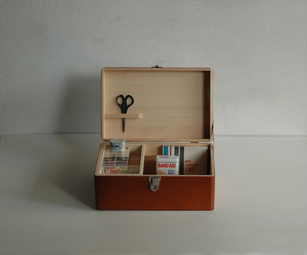 CLASSIKY Toga Wood First-Aid Box Big