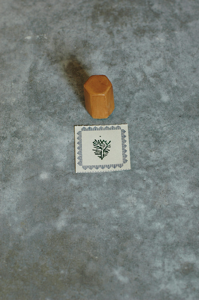 CLASSIKY Porcelain Stamp Shell