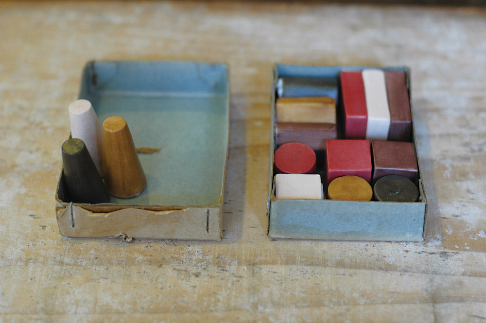 CLASSIKY Porcelain Stamp Shell