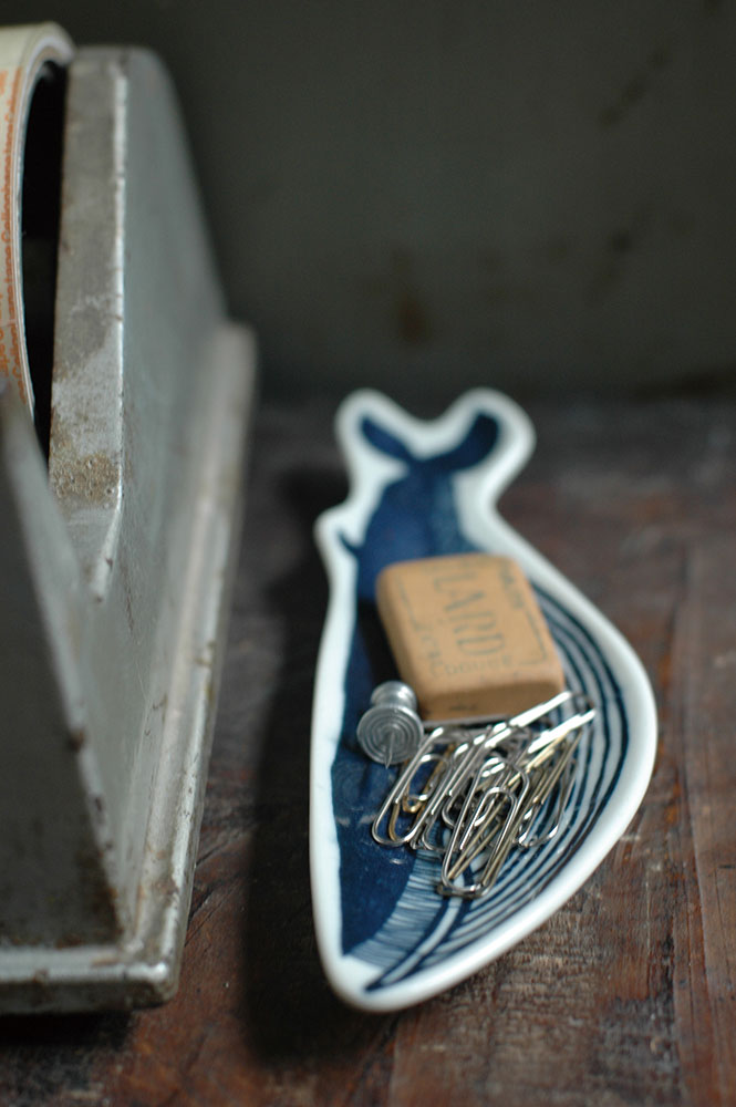 CLASSIKY Kata Kata Small Dish S Whale