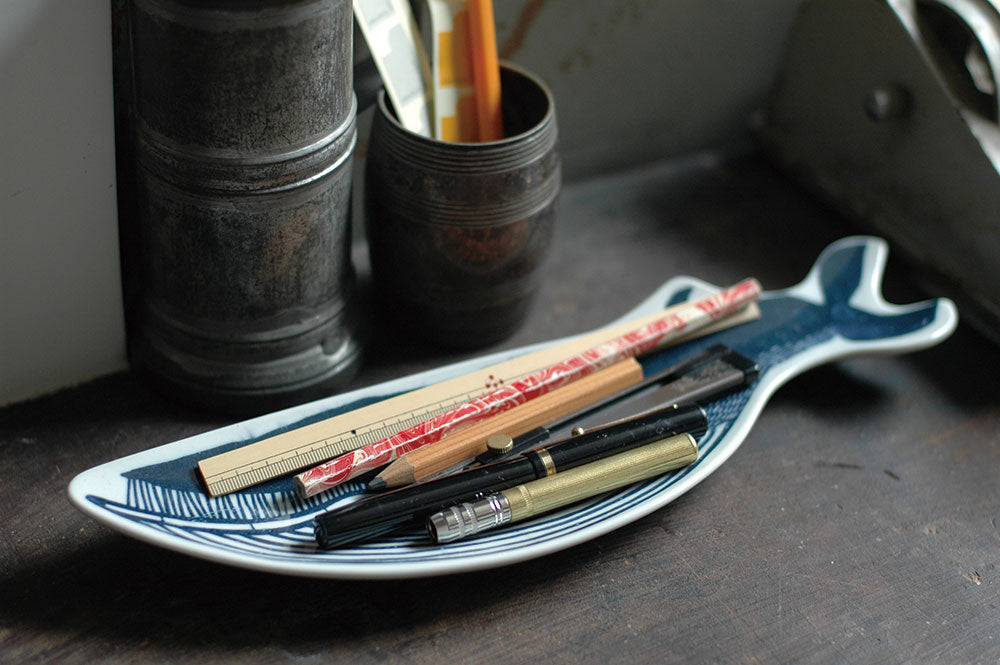 CLASSIKY Kata Kata Dish L Whale