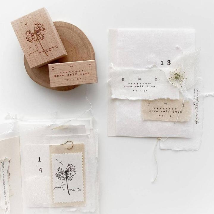 NYRET Rubber Stamp Dandelion