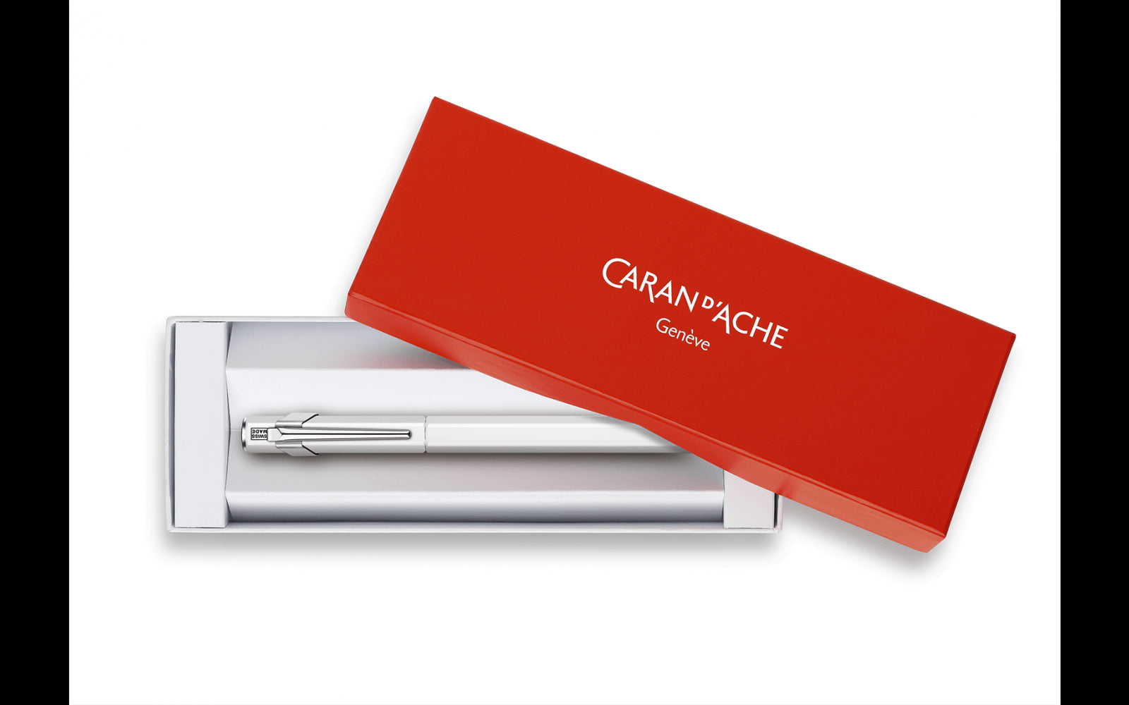 CARAN D'ACHE 849 Fountain Pen