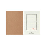 TRAVELER'S Notebook Passport Size Refill 2025 Weekly