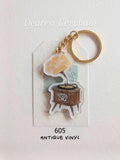 SOURTEAHOUSE Keychain Antique Vinyl