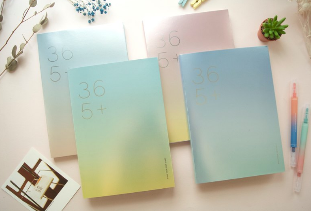 DIMANCHE 365 x v.2 Notebook A5